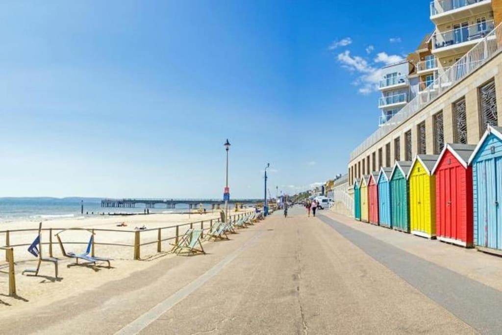 Bournecoast - Stylish Flat With Balcony - Sea Glimpses - 10 Min Walk To Beach - Parking - Wifi - Fm8405 ボーンマス エクステリア 写真